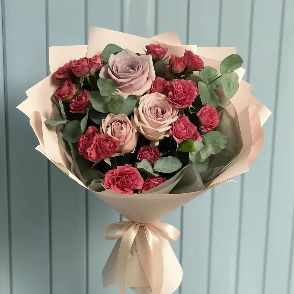 Букет цветов из: Гвоздики и Розы в Чайковском