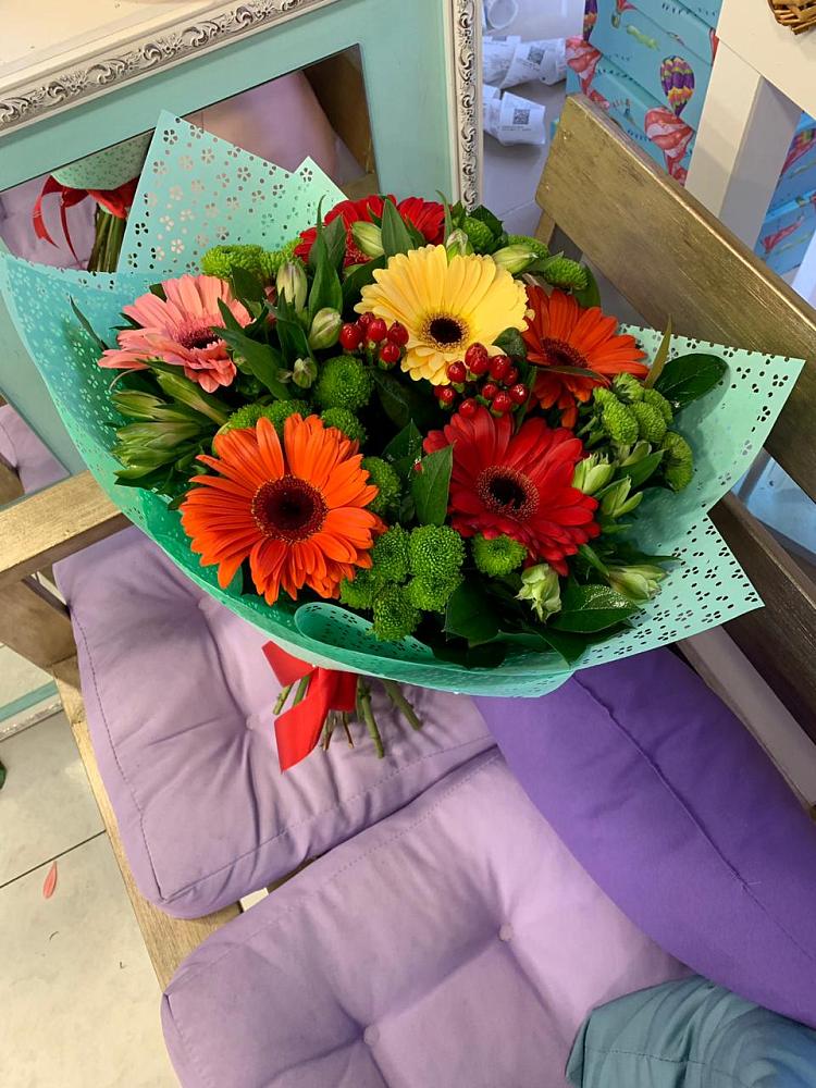 Букет цветов из: Герберы, Хризантемы и Альстромерии в Чайковском