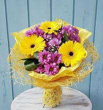Букет цветов из:  Хризантемы и Герберы в Чайковском