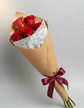 Букет цветов из:  Розы #REPLACE_PRED# Чайковском