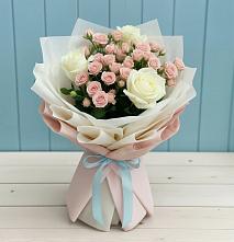 Букет цветов из:  Розы в Чайковском