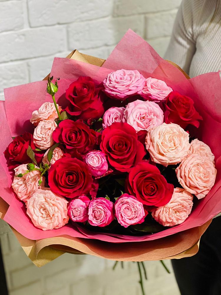 Букет цветов из: Розы в Чайковском