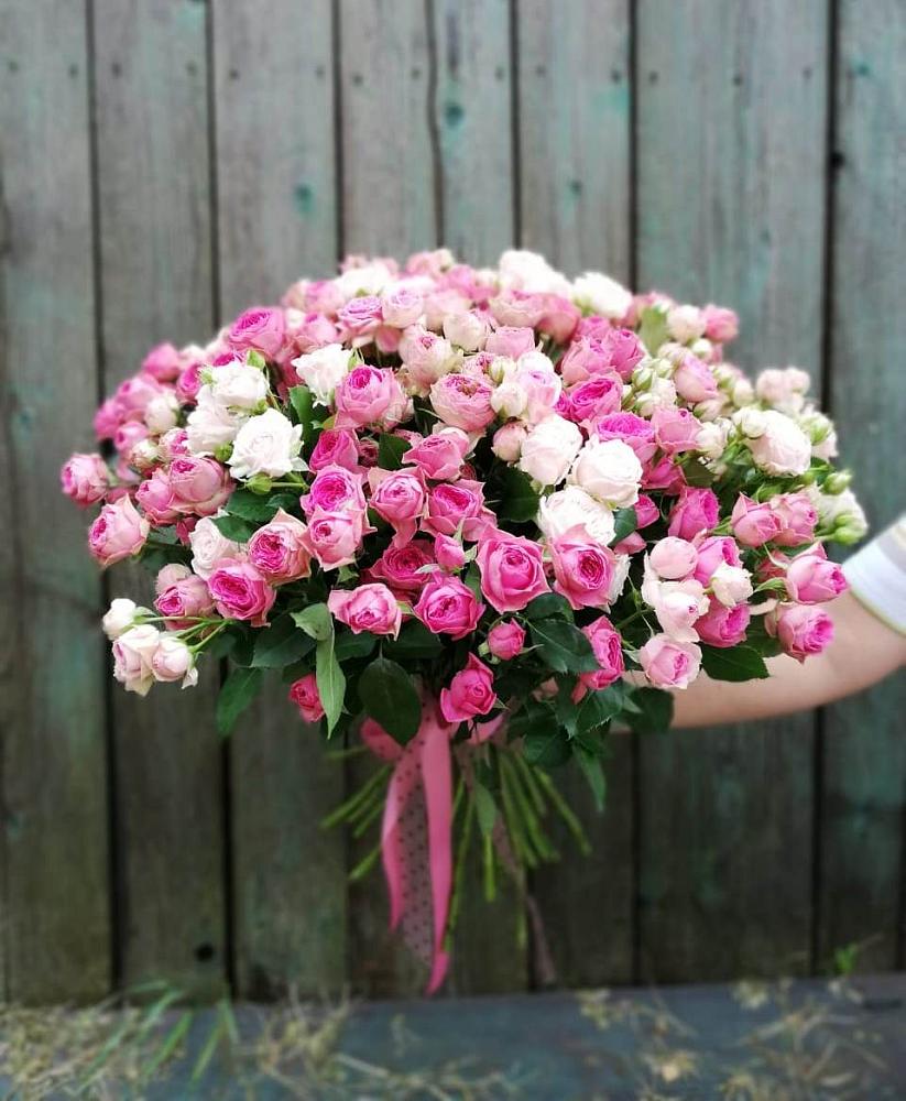 Букет Розовые кустовые розы Натали и Лав Лидия в Чайковском