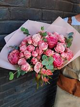 Букет цветов из:  Розы в Чайковском