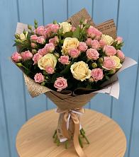 Букет цветов из:  Розы в Чайковском
