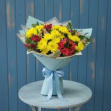 Букет цветов из:  Альстромерии и Хризантемы #REPLACE_PRED# Чайковском