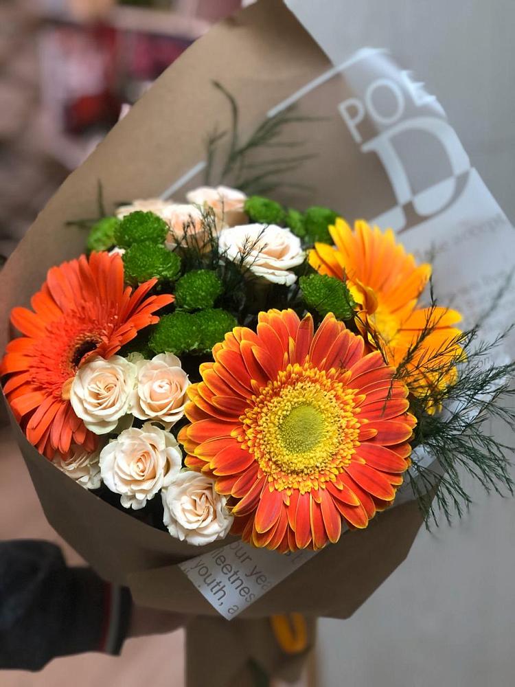 Букет цветов из: Герберы, Хризантемы и Розы в Чайковском