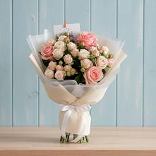 Букет цветов из:  Розы в Чайковском
