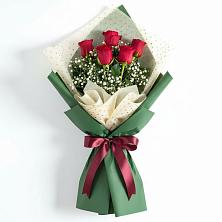 Букет цветов из:  Розы в Чайковском